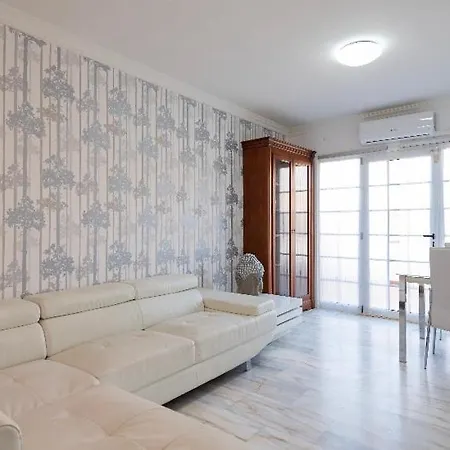 San Agustin 9 Per Near Beach Vila