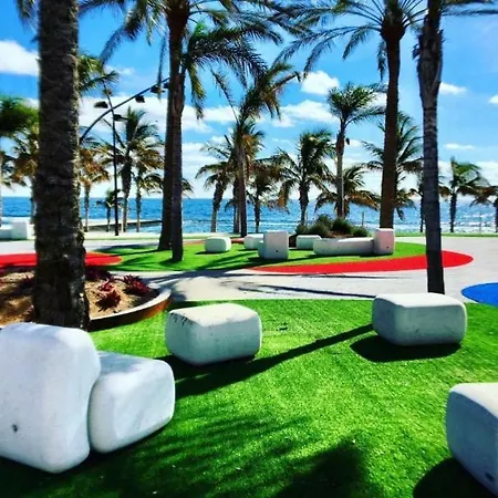 San Agustin 9 Per Near Beach Vila
